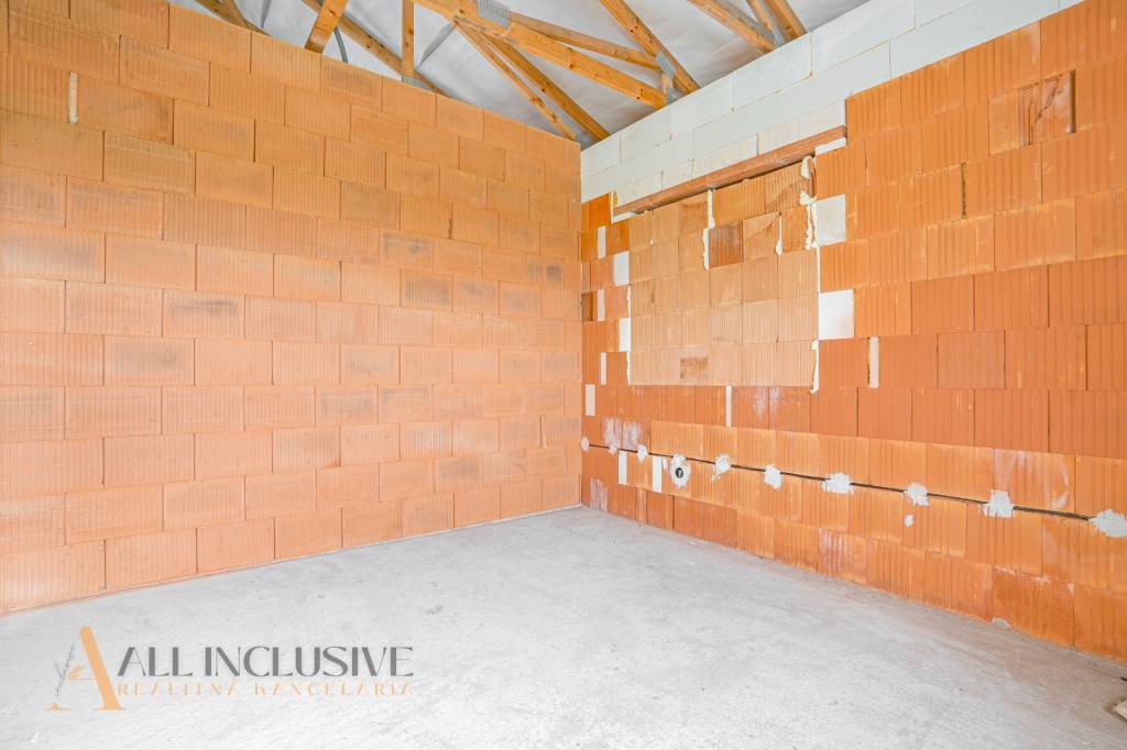 ALL INCLUSIVE | NA PREDAJ 4-IZBOVÝ BYT - NOVOSTAVBA, POTÔNSK - 8