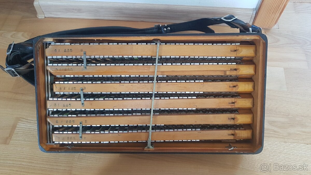 Predám Akordeon Morino Artiste IX D - 8