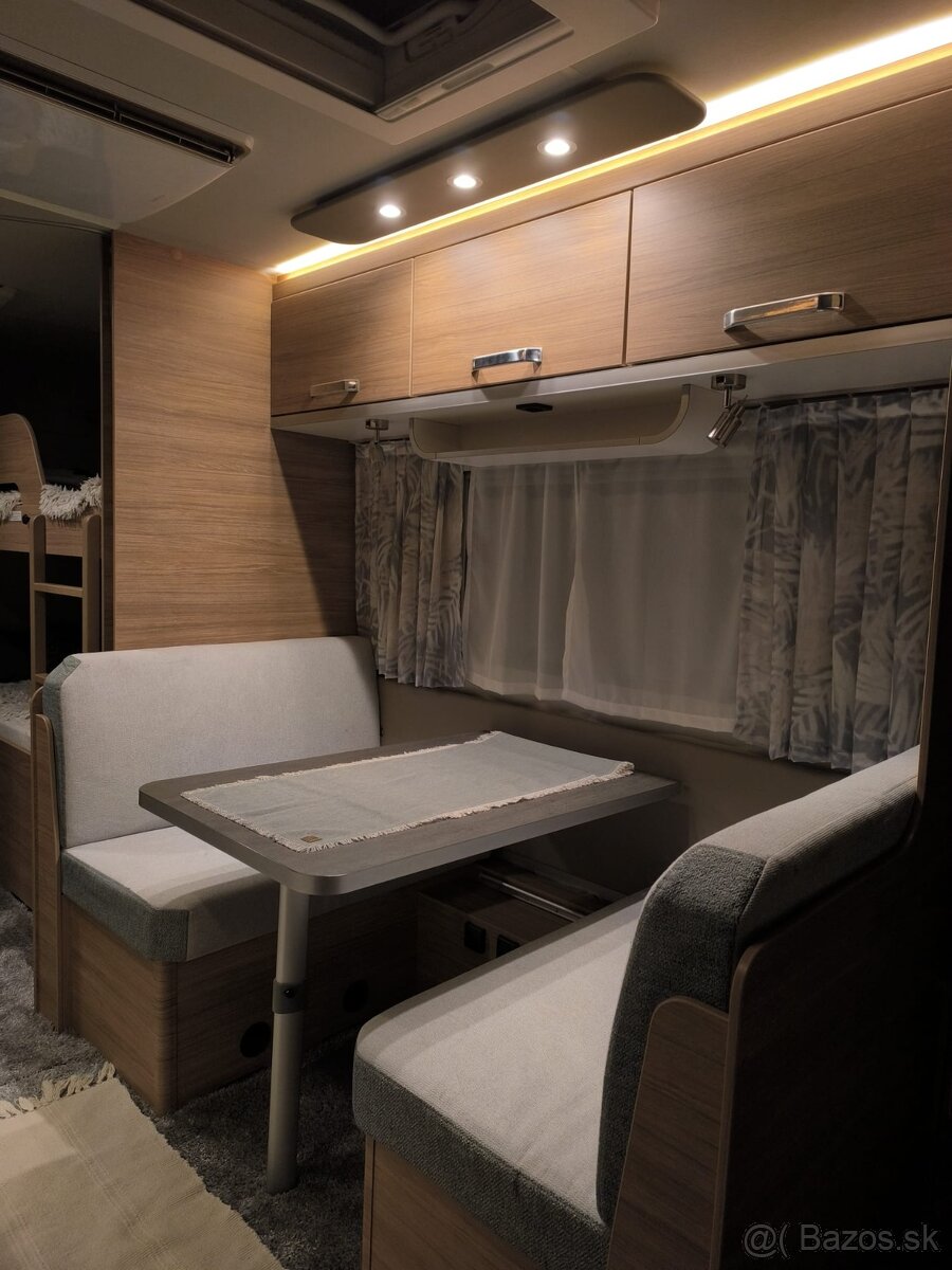 Karavan weinsberg caraone - 8