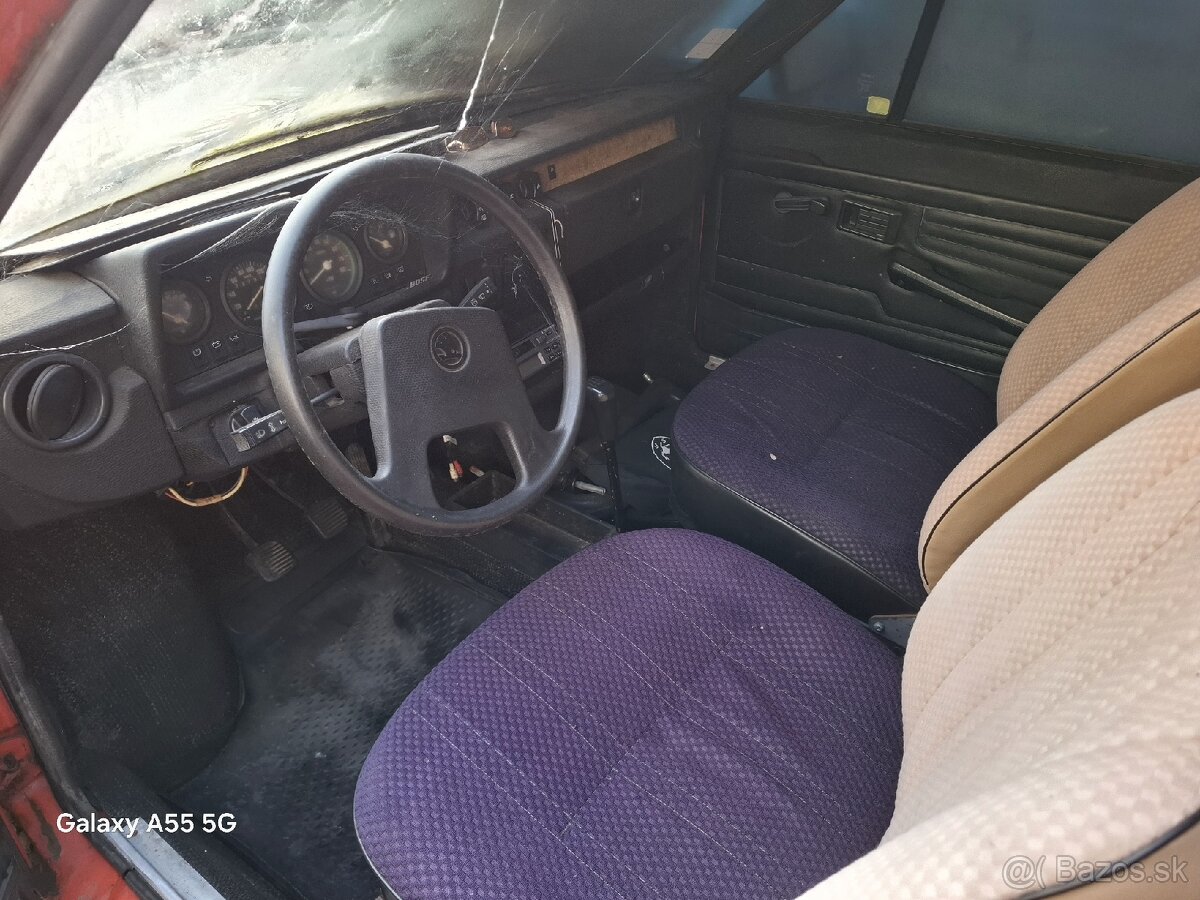 Škoda 130 r.v.1985 - 8