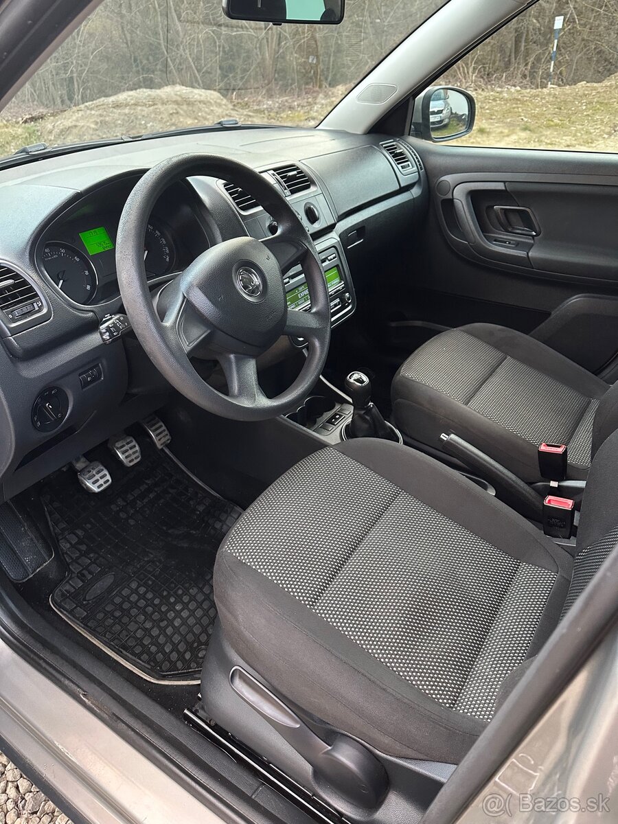 Skoda fabia scout - 8
