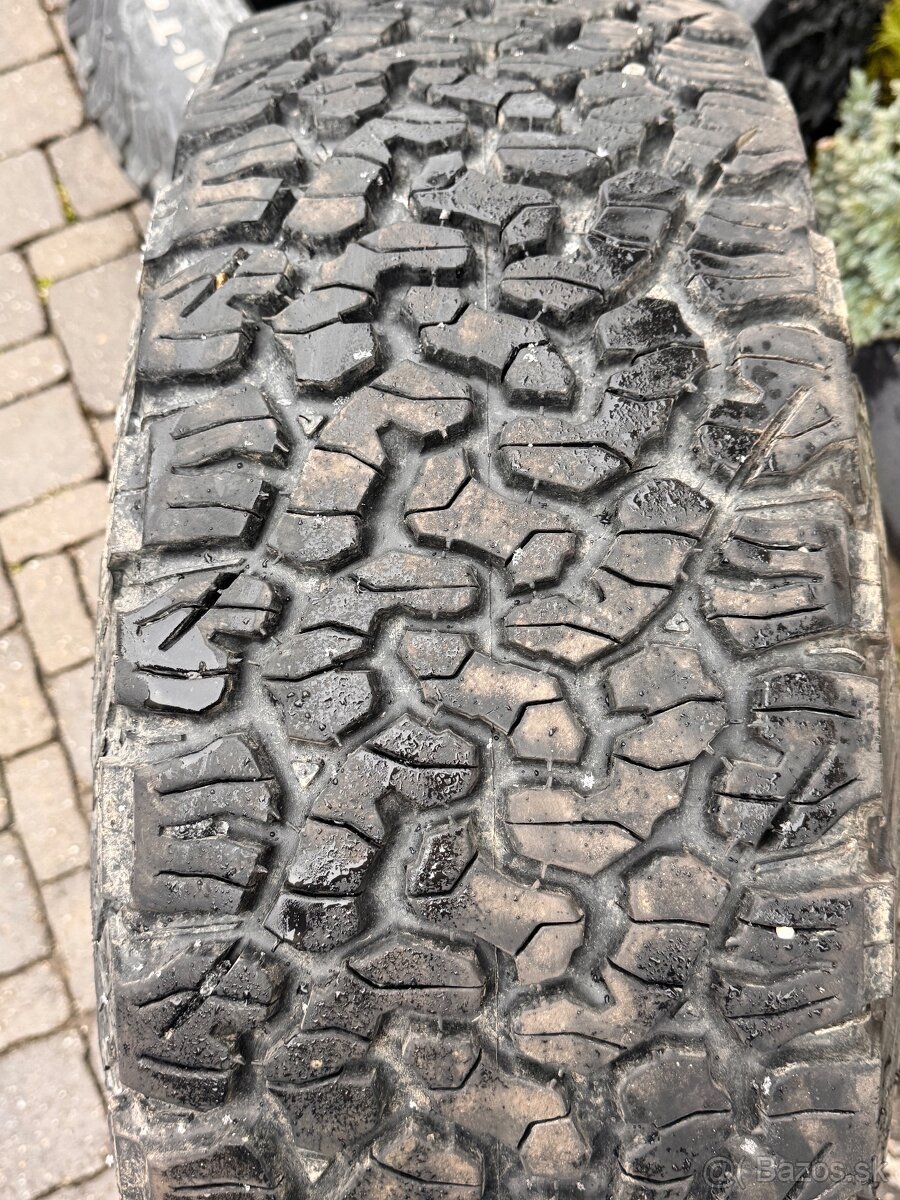 gumy BFgoodrich ALL-Terrain T/A - 8