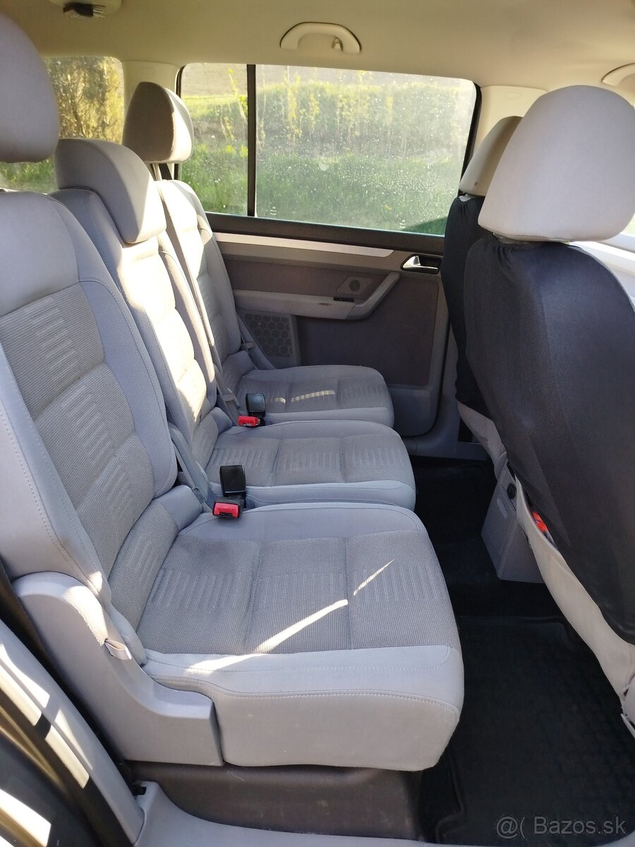 VW touran 2.0 TDI, DSG - 8