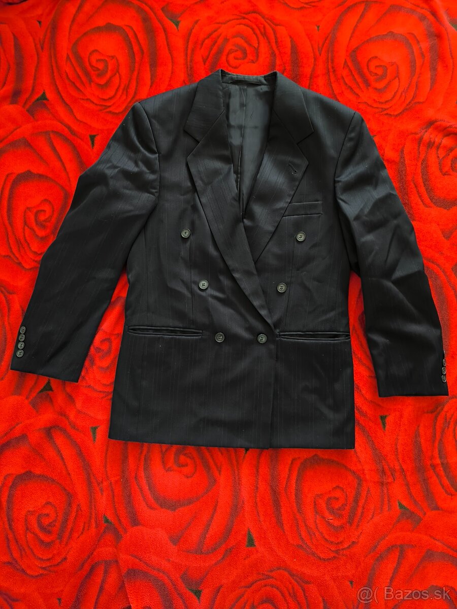 Pánsky tmavomodrý oblek. - 8