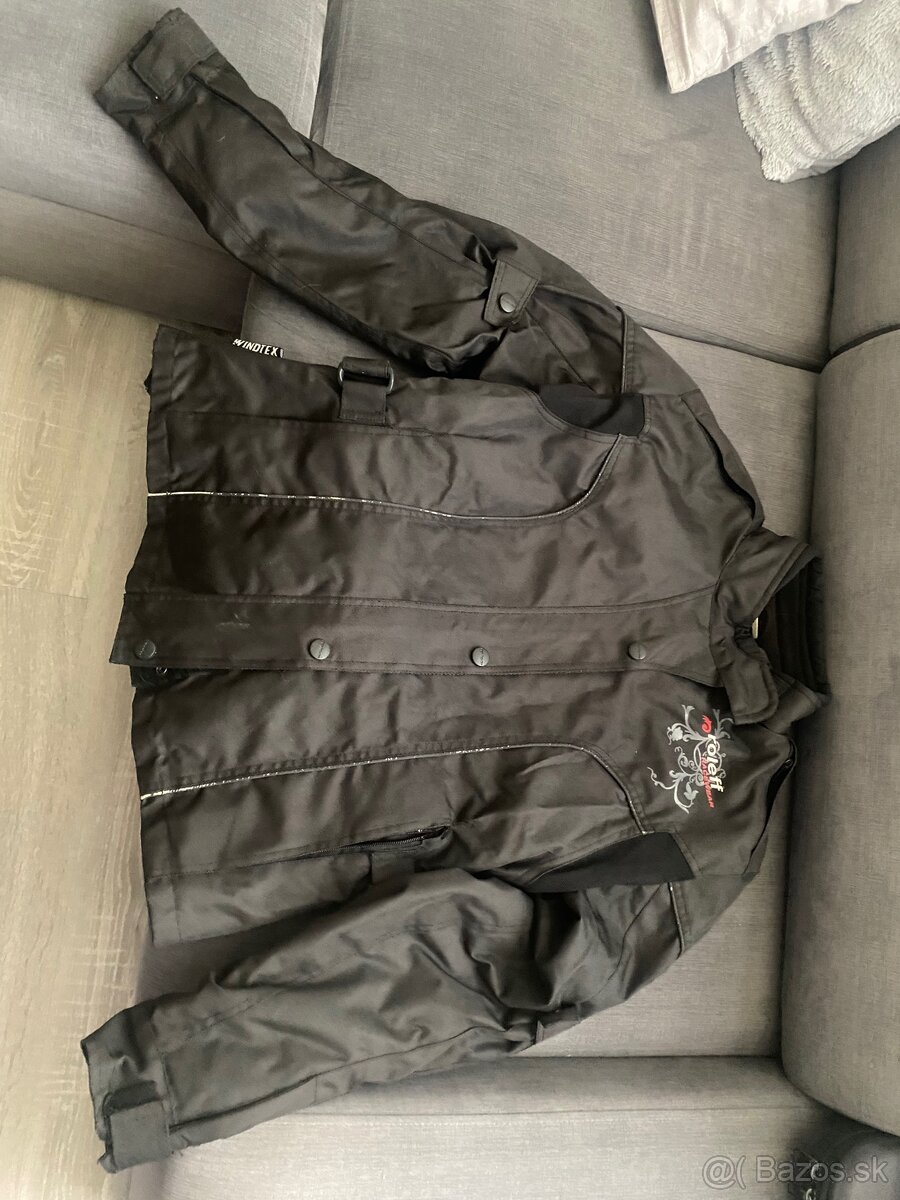 Motorkárska prilba, pas, bunda - 8