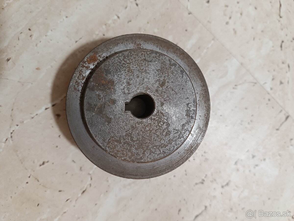 Remenica na elektro motor - 8