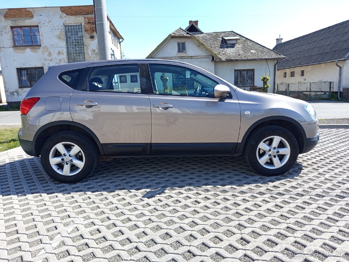Nissan Qashqai 1.5dCi - 8