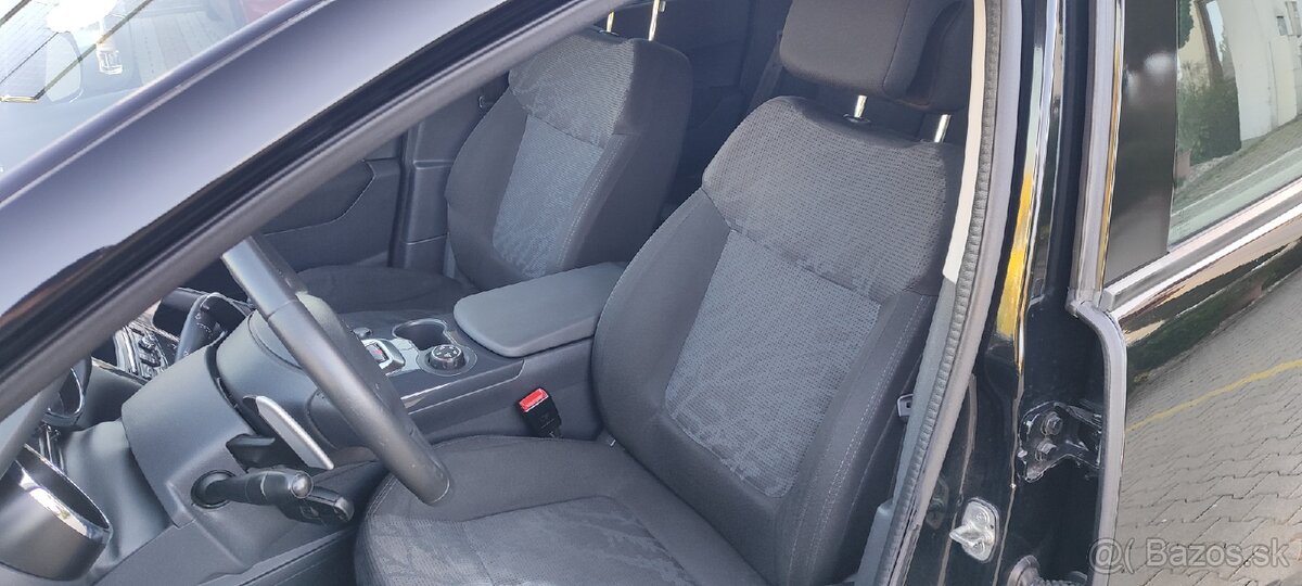 PEUGEOT 3008 AUTOMAT - 8