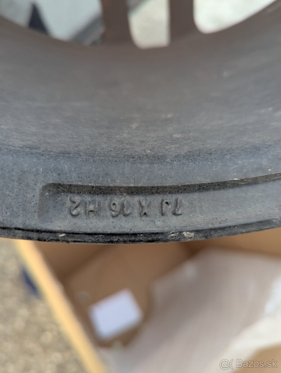 DEZENT RB Dark R16 4x100 7J ET38 - 8