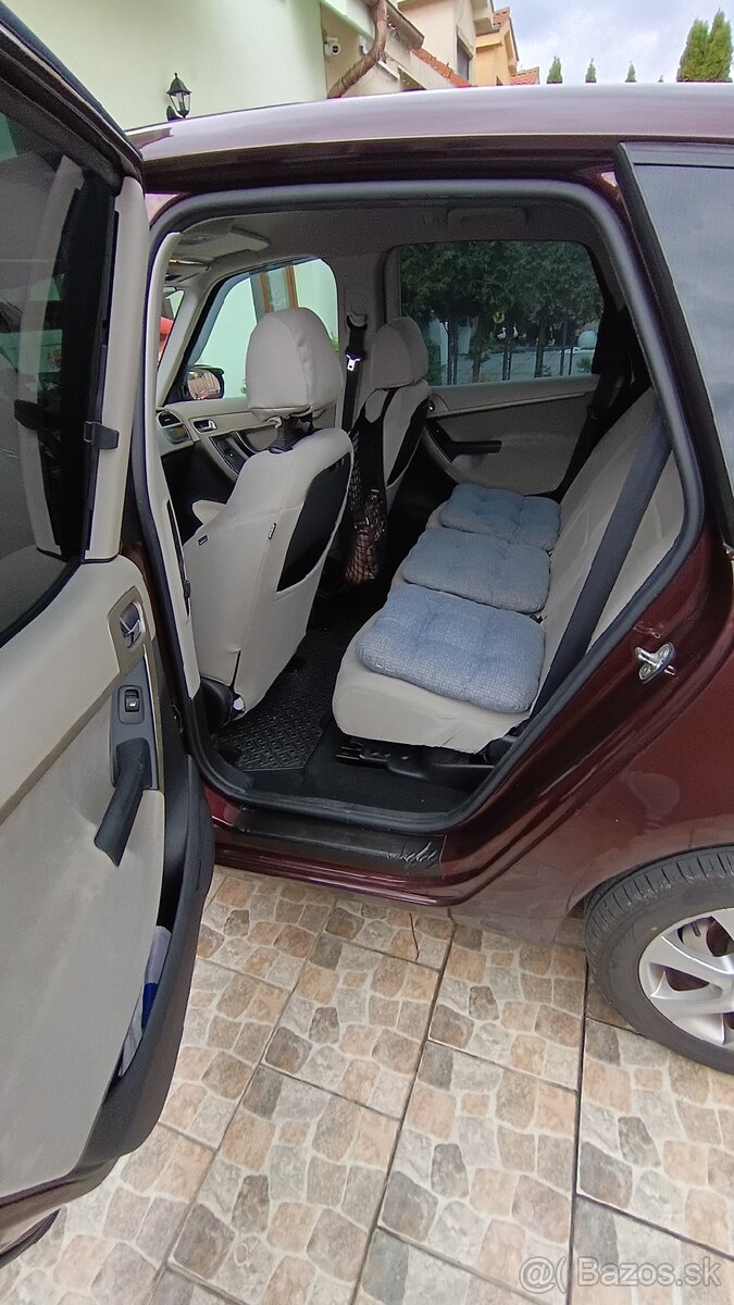 Predám Citroen C4 Picasso - 8