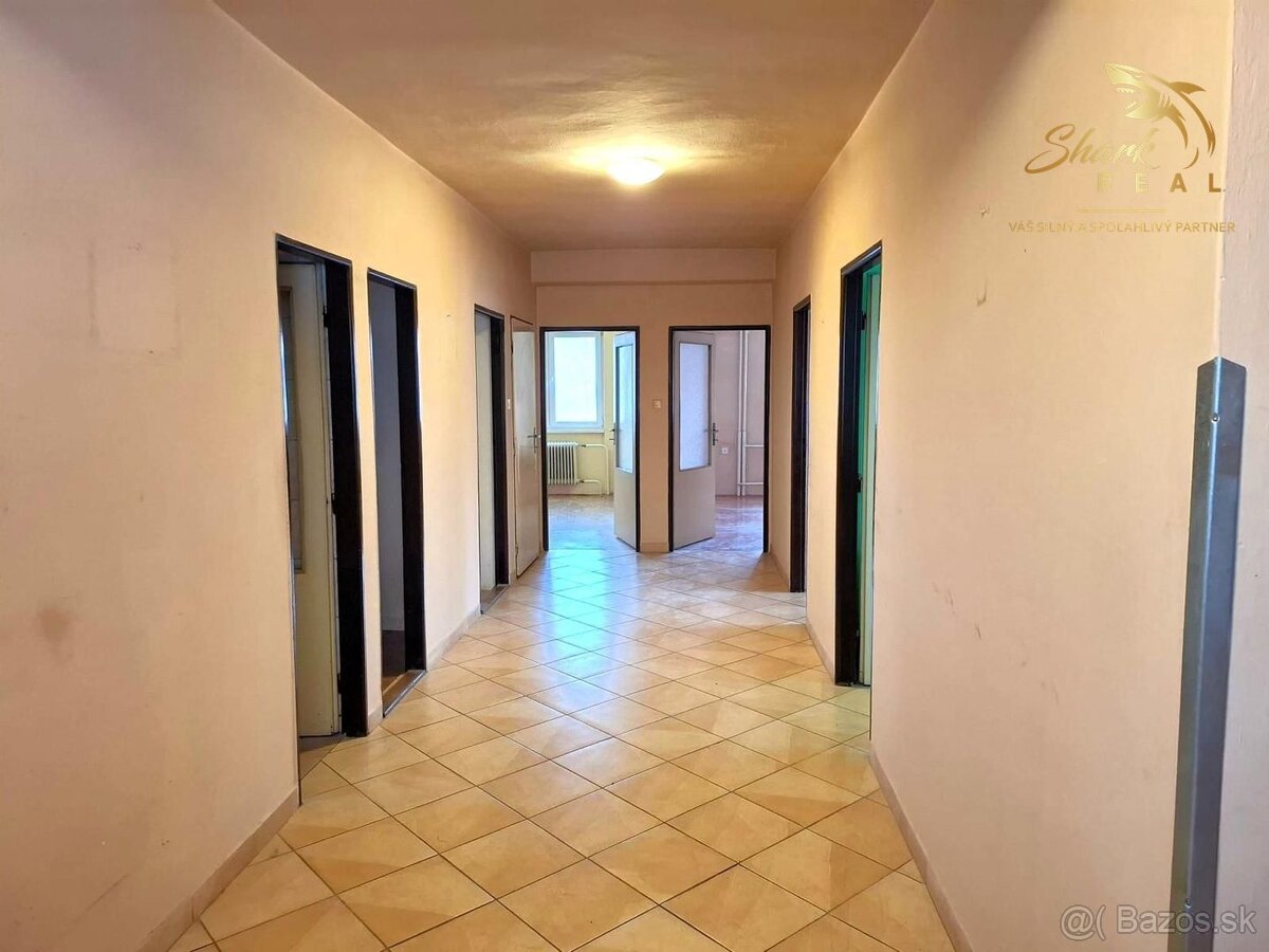 Rodinný dom so záhradou - 8