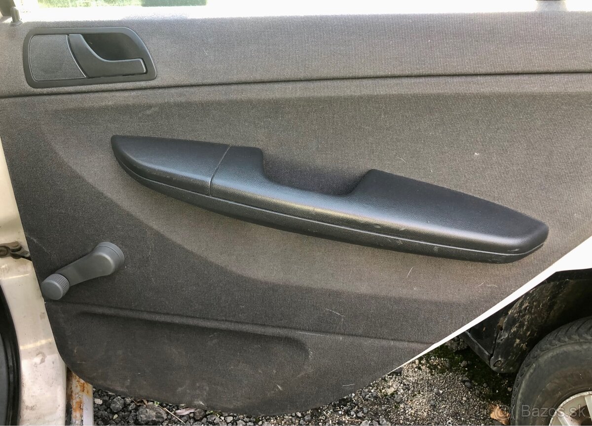 Rozpredám Škoda Fabia 1,r.v.2003,1.4mpi - 8