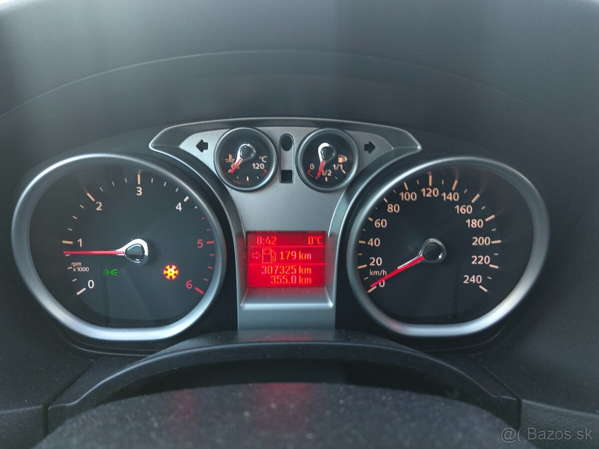 Ford FOCUS 1.6tdci 80KW NOVA STK/EK - 8