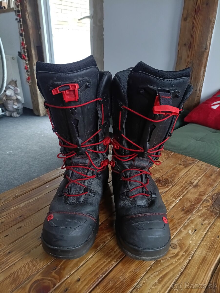 Hasičská zásahová obuv - 8