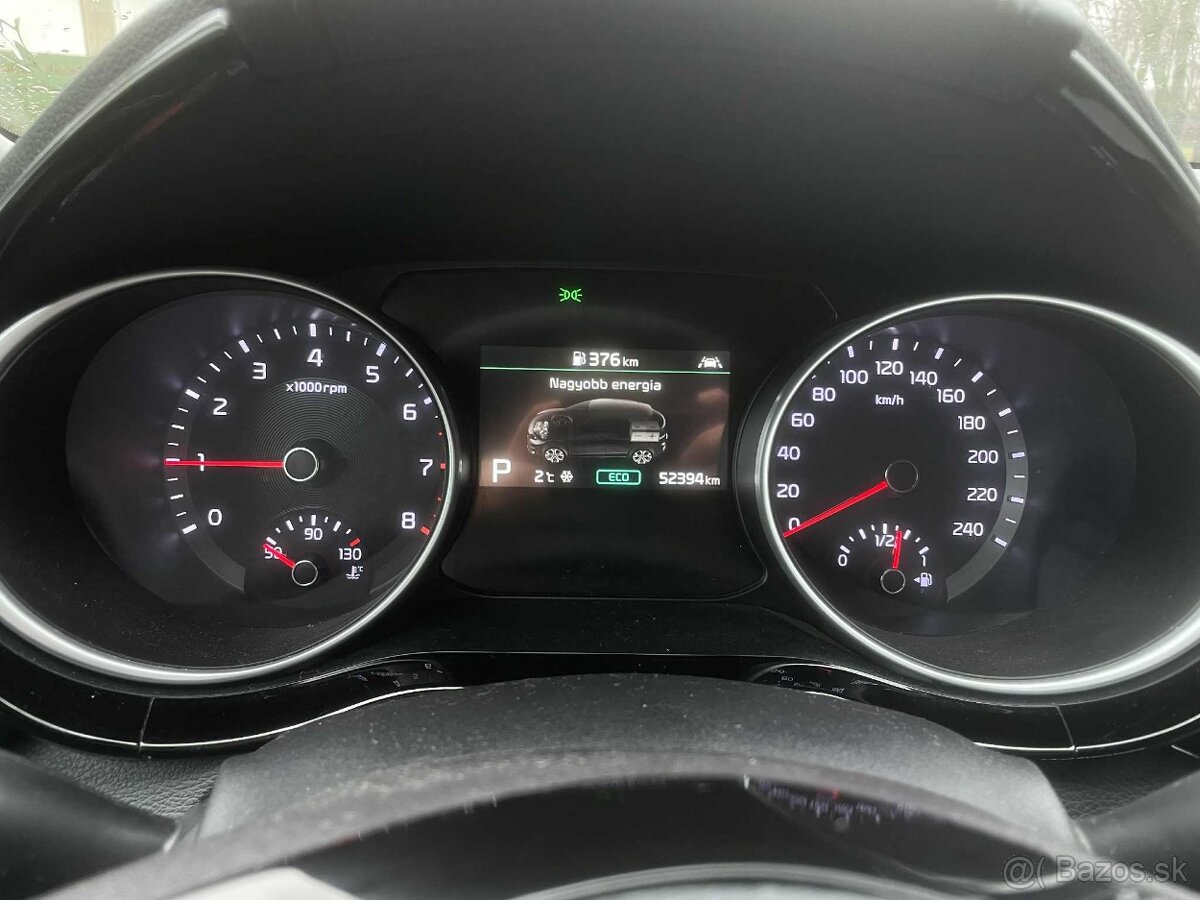 Kia XCeed 1.5 T-GDi Gold A/T - 8