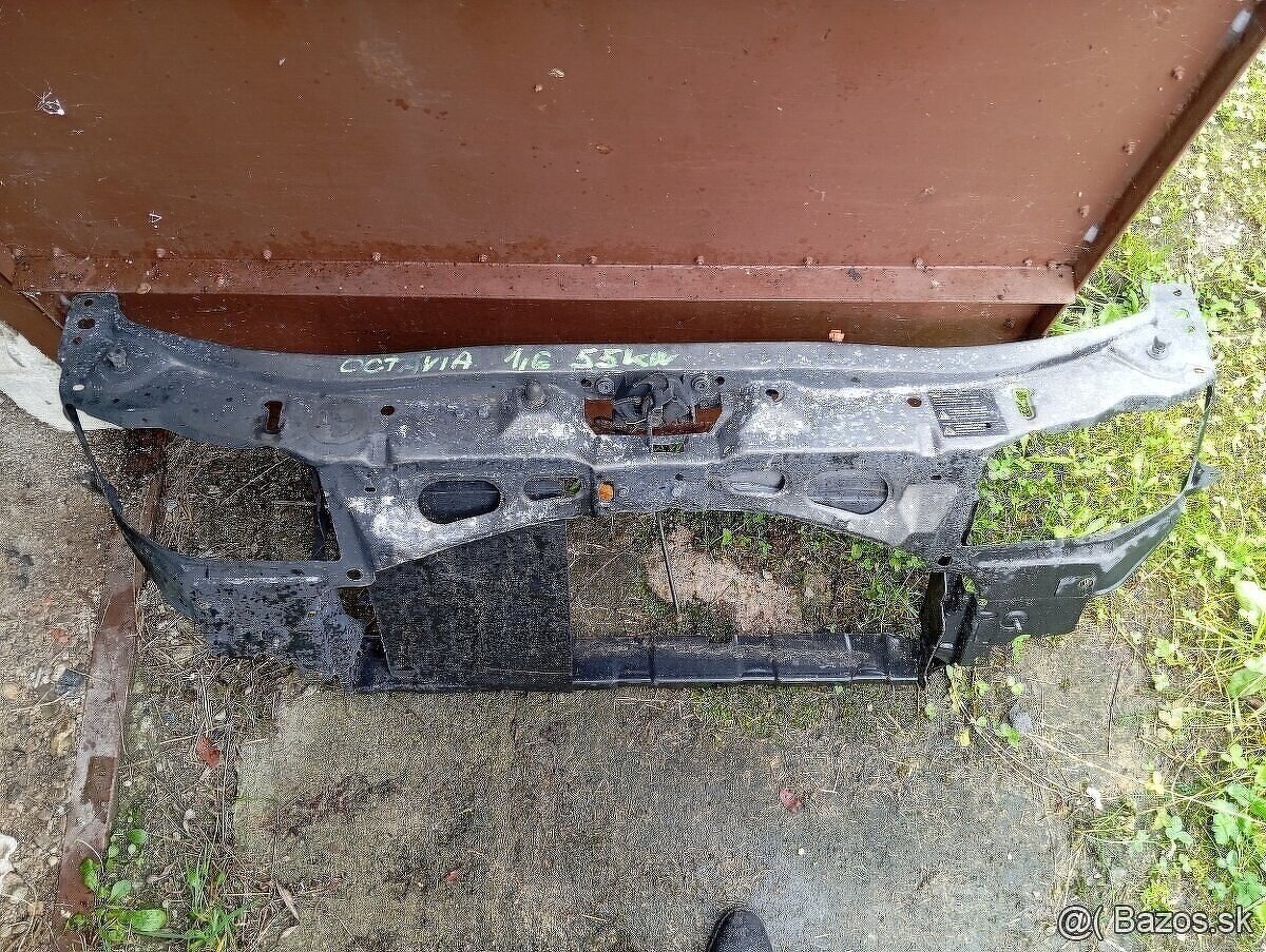 Predám predne celo na Audi 2.5td rok 2004 kompletne - 8