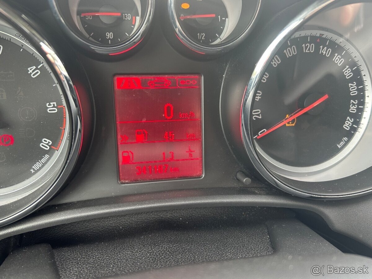 Opel Astra J 2.0 CDTi 121kw - 8