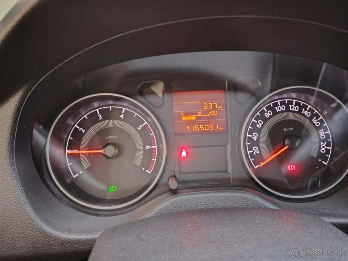 Predám Peugeot 301,1.6 benzín - 8