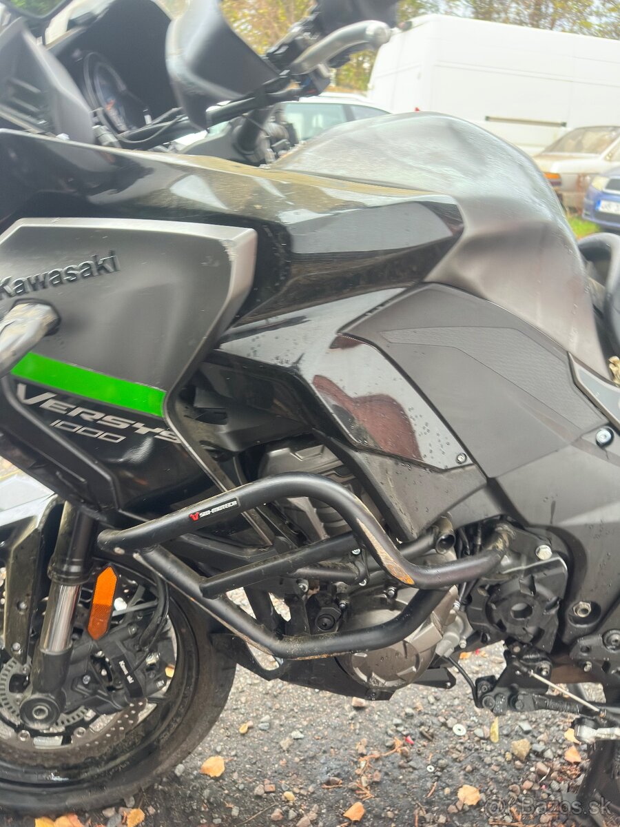 Kawasaki Versys 1000 - 8