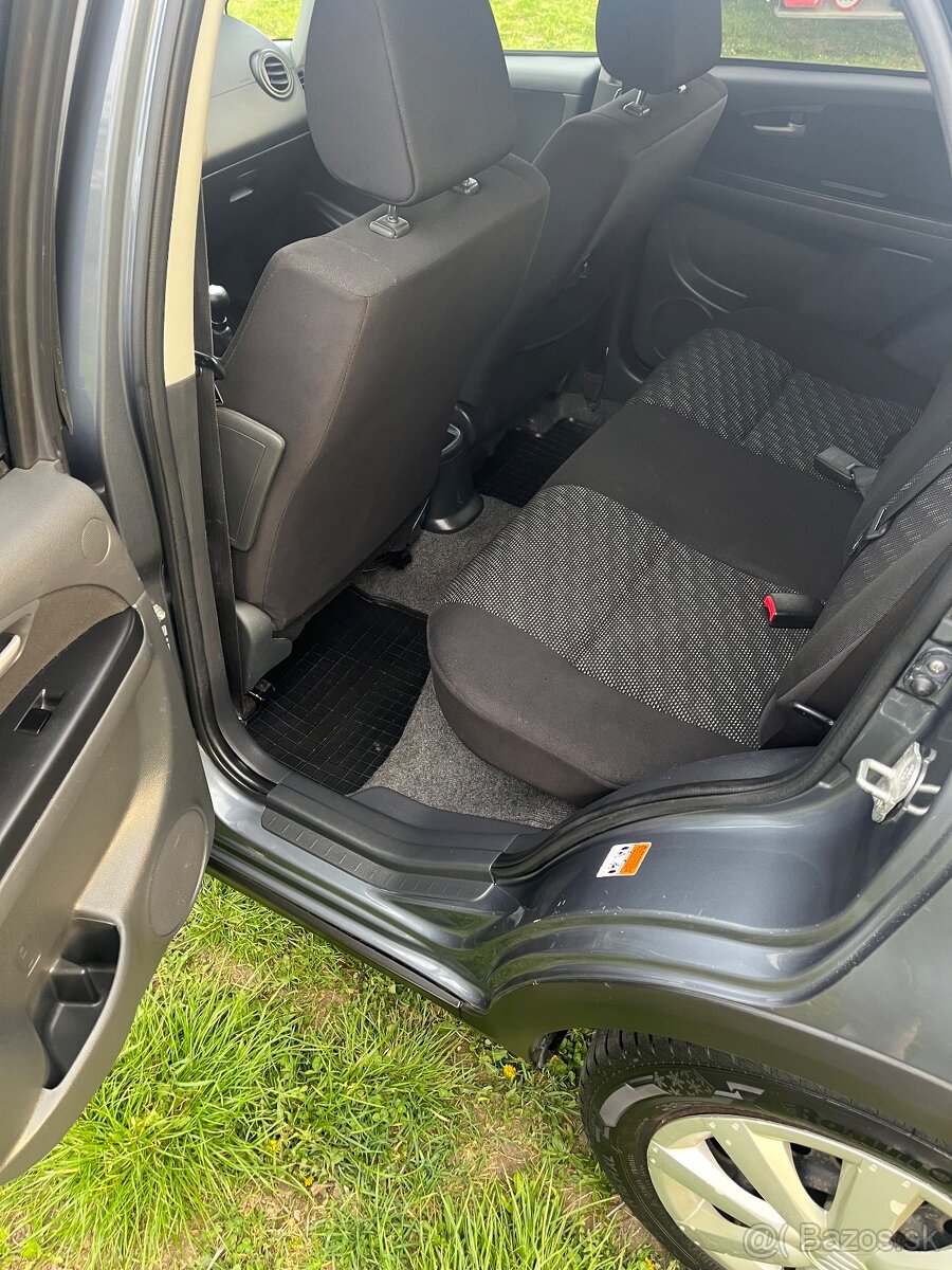 Suzuki Sx4 benzín - 8