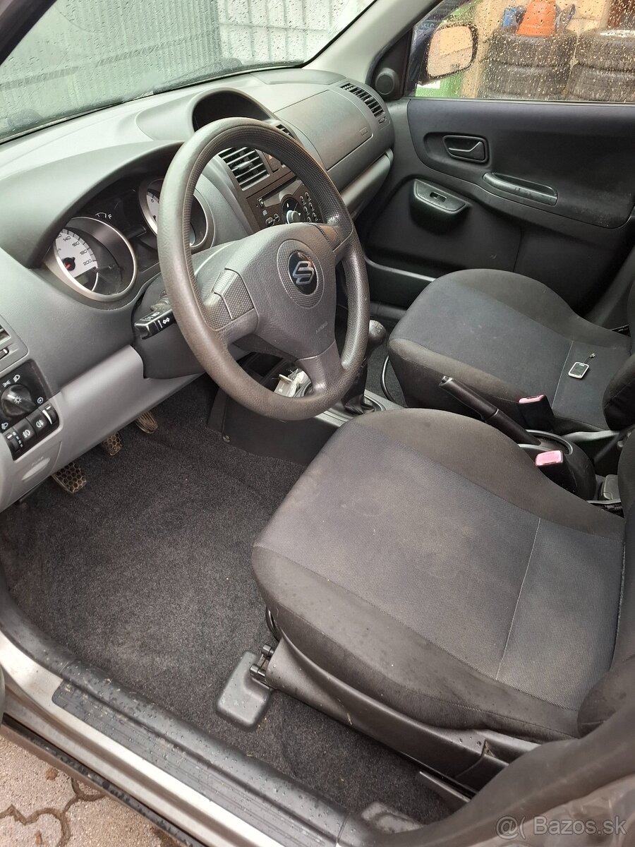 Suzuki Ignis 1,3 wwt 69 kw benzín - 8