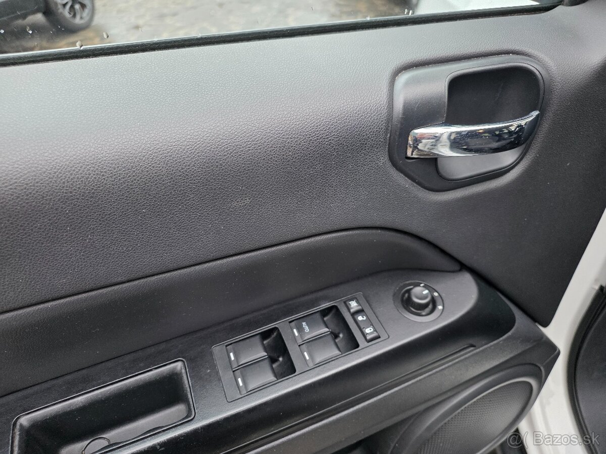 Jeep Compass 2.2 CRD 4x4 - 8