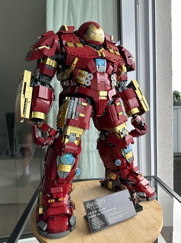 Hulkbuster Marvel 76210 - 8