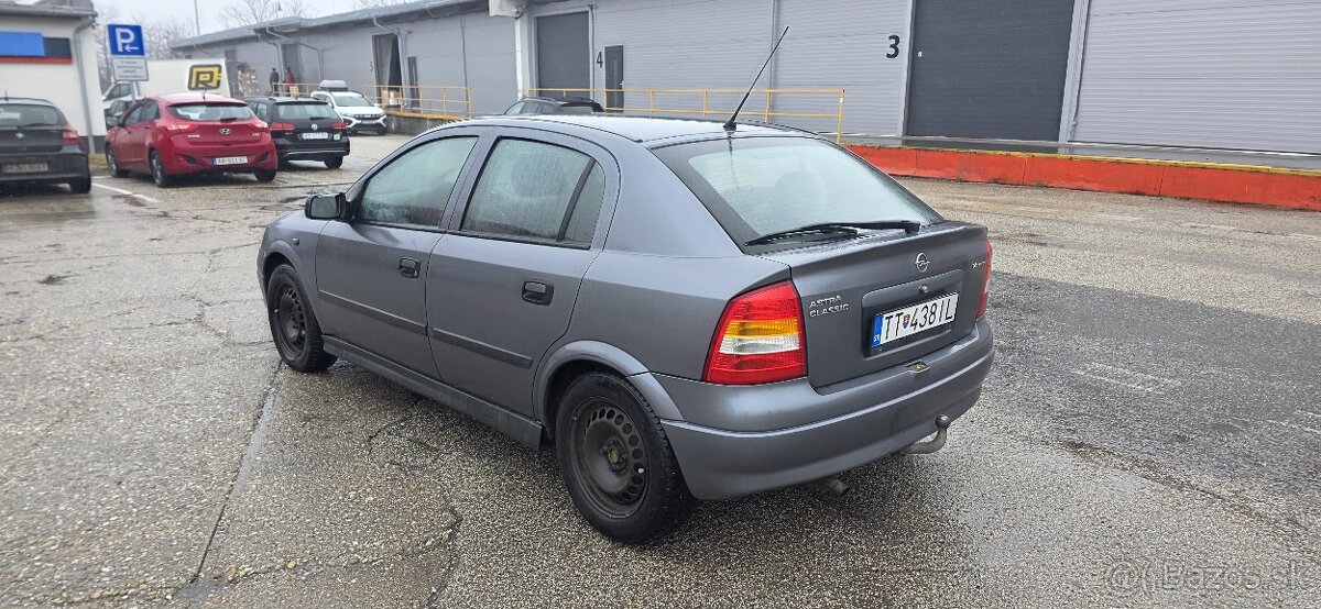 Opel Astra - 8