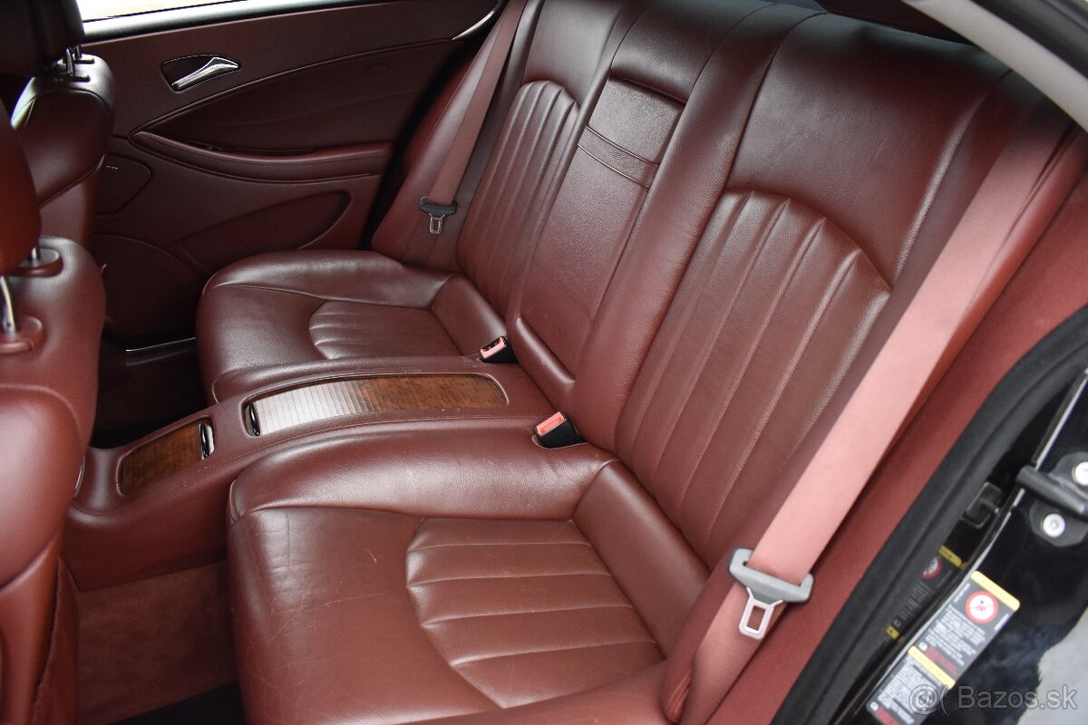 Mercedes-Benz CLS Sedan 350 CGI Blue Elegance - 8