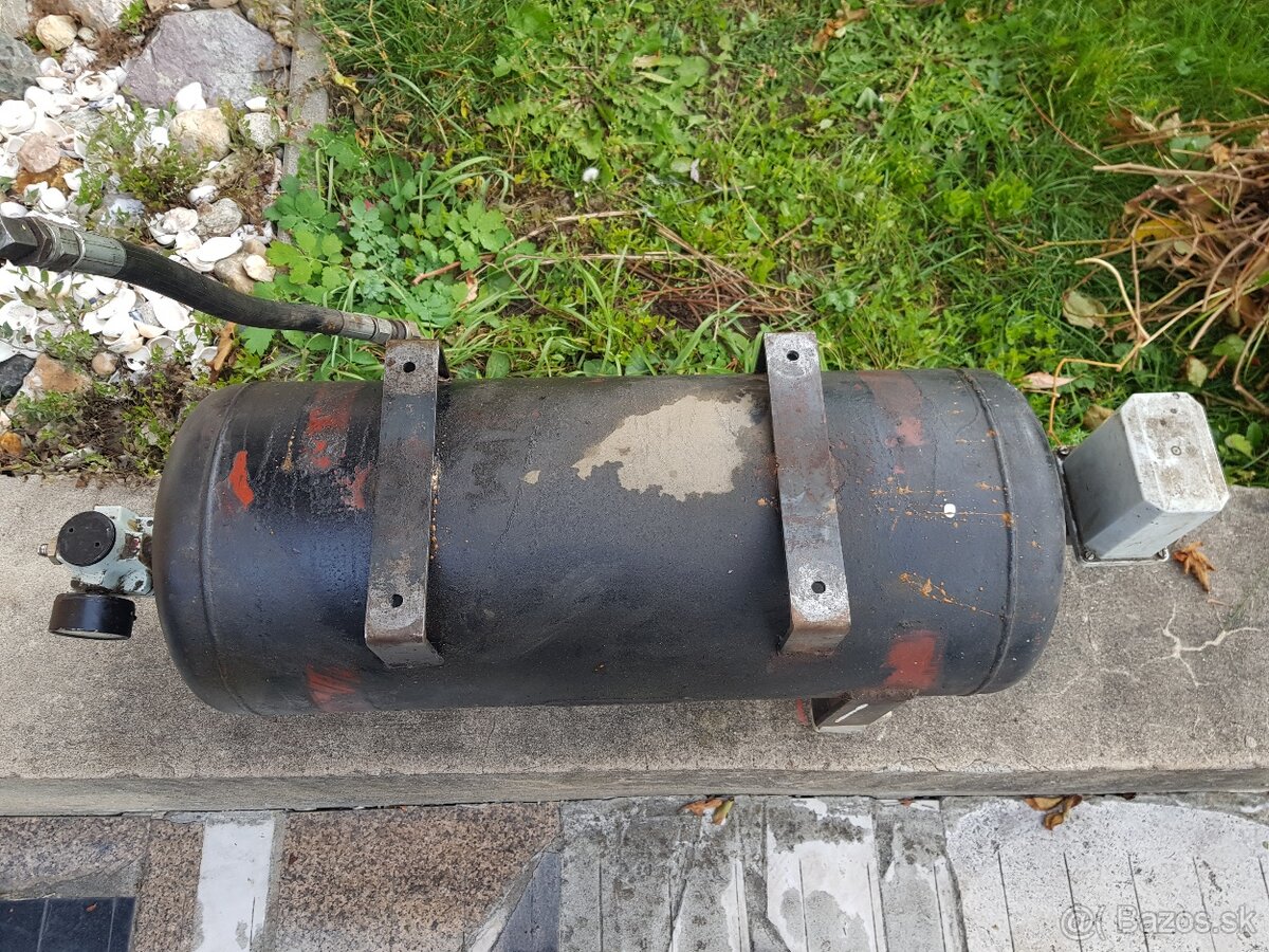 na predaj 40 litrová tlaková nádrž - 8
