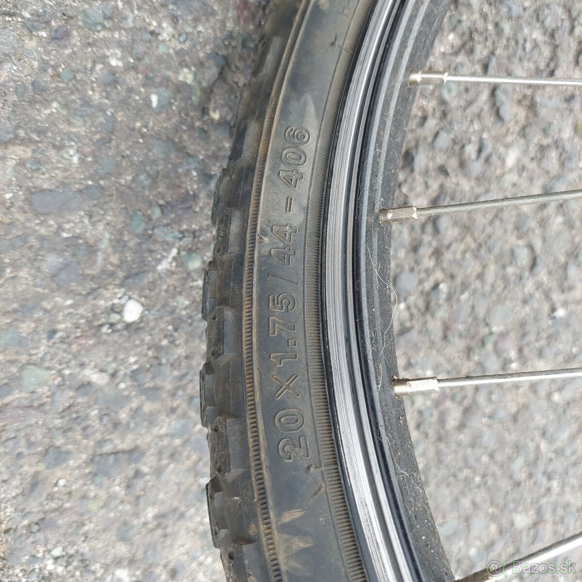 Predam 2 detske bicykle - 8