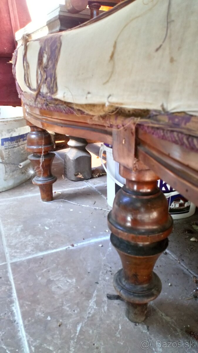 RETRO DREVENÁ SEDACIA SÚPRVA - 8