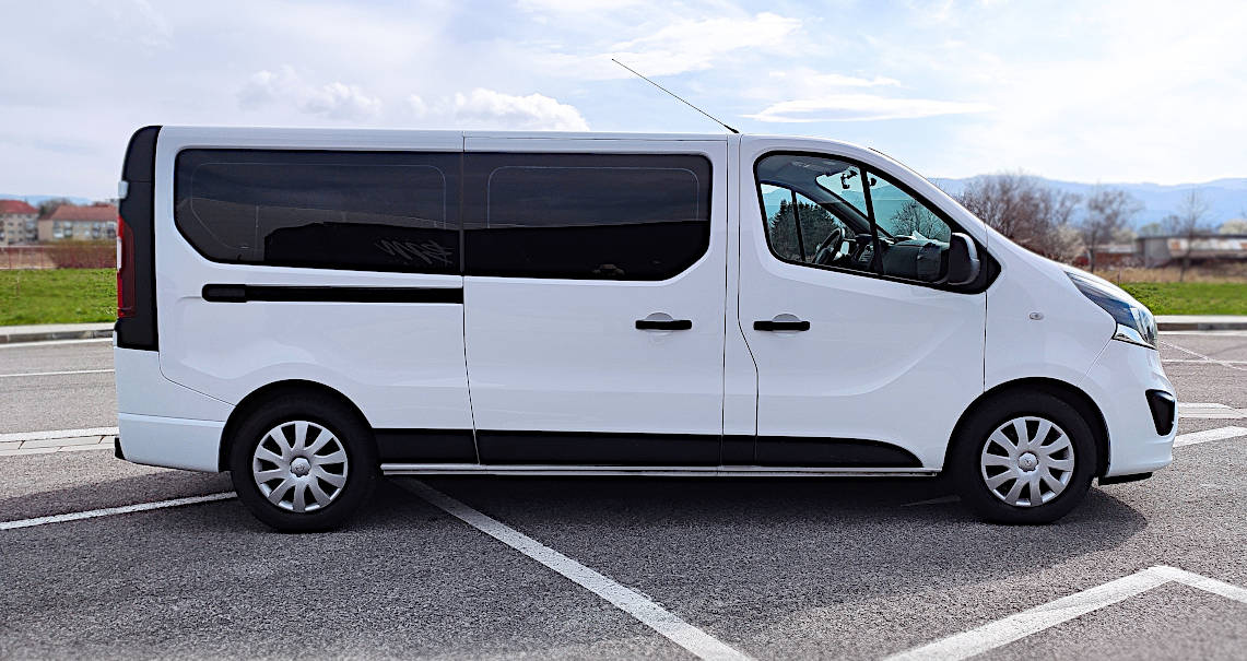 Opel Vivaro 1.6 CDTi Long 9-miestny - 8