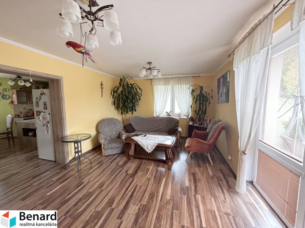 5- IZBOVÝ RODINNÝ DOM ,1354 m2, OKRUŽNÁ, OKR.PREŠOV - 8