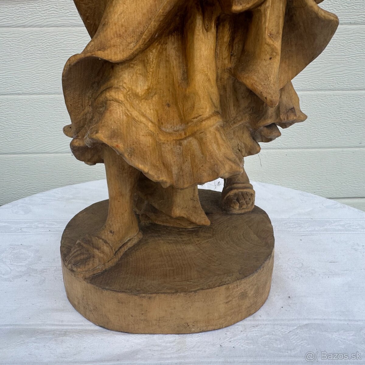Velká socha dřevená ruční práce Samaritánka se džbánem - 8