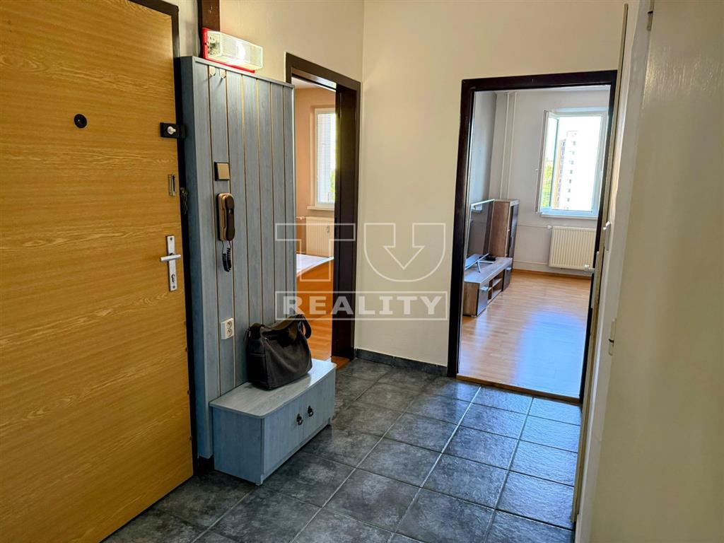 REZERVOVANÉ- priestranný 2-izbový byt s loggiou –... - 8