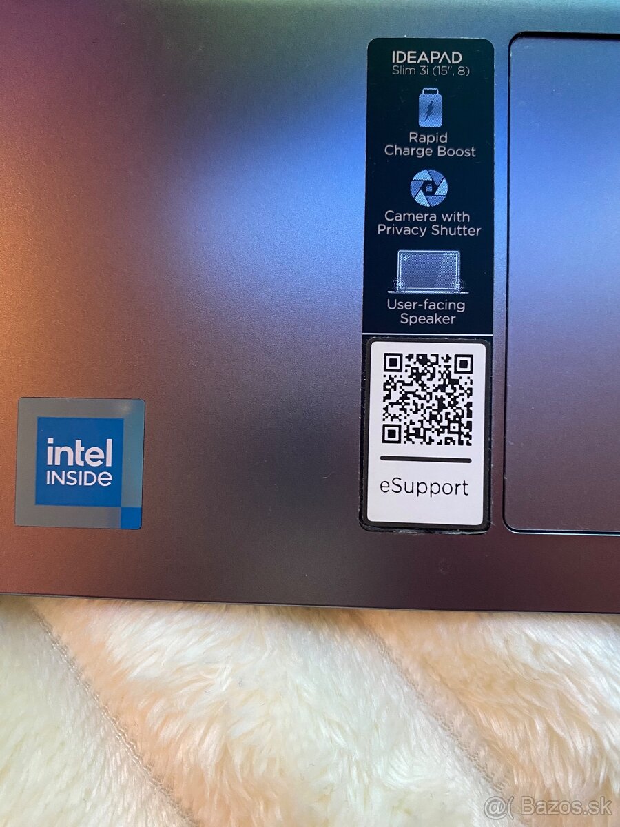 Lenovo IdeaPad Slim 3 - 8