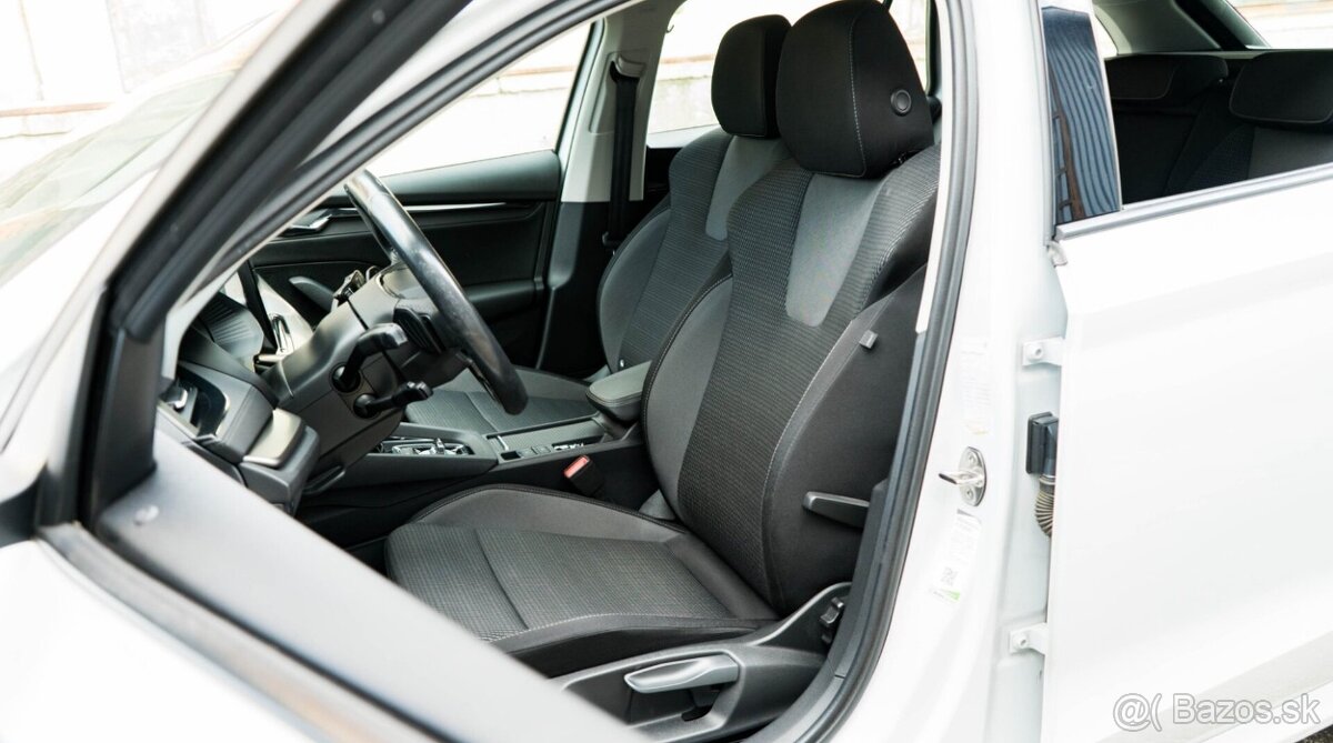 Škoda Octavia Combi 2.0 TDI Style A/T DSG - 8