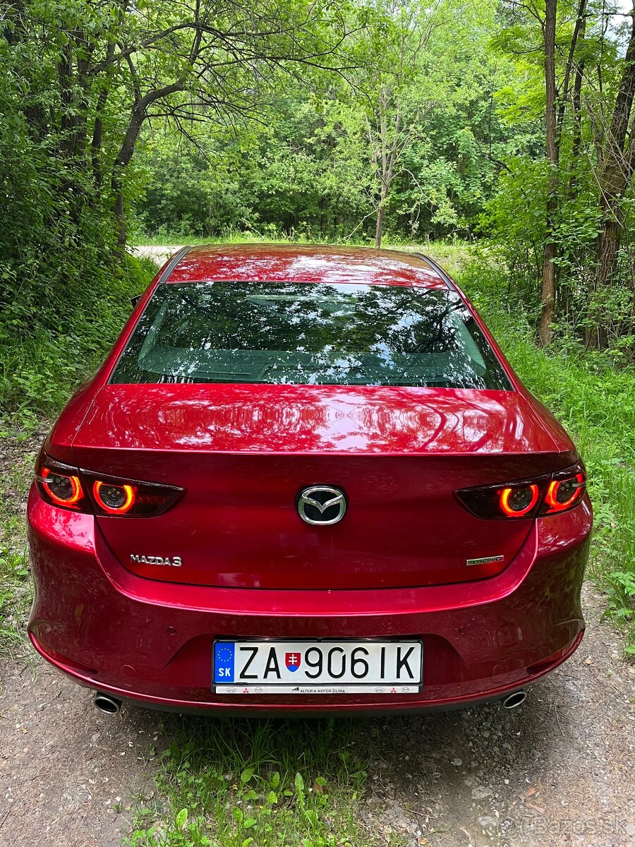 Mazda 3 sedan G122 plus - safety , sound, style - 8