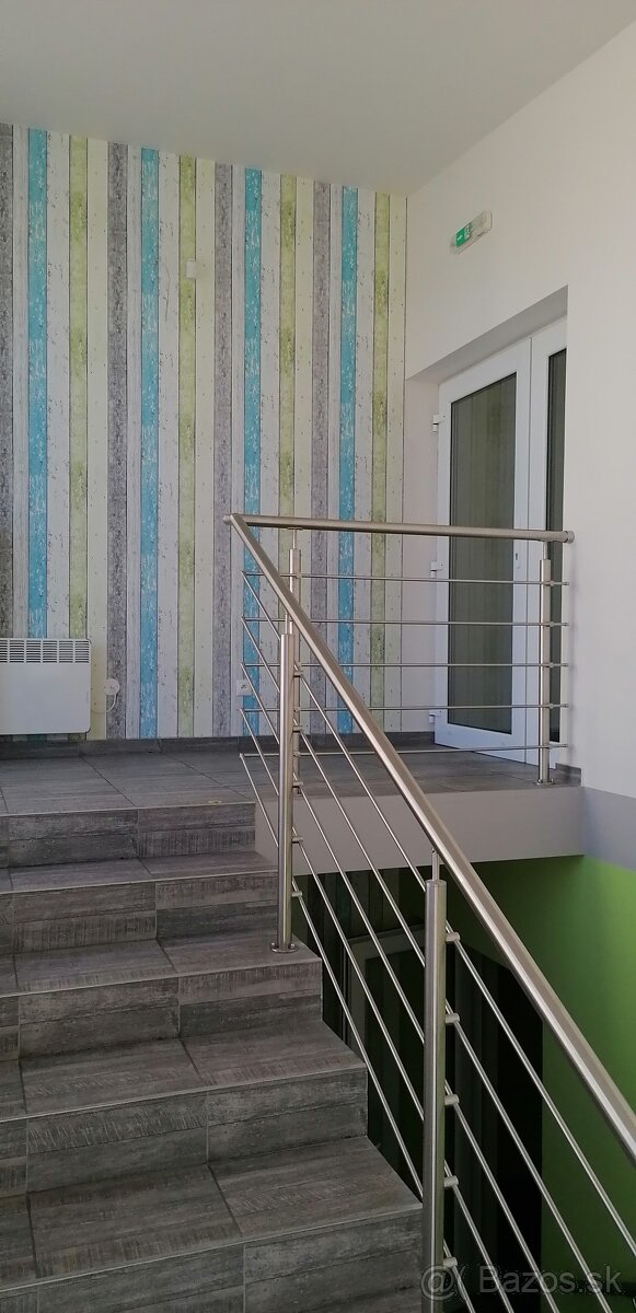 PRENÁJOM ZARIADENEJ KANCELÁRIE 20 m2, Námestie slobody - 8