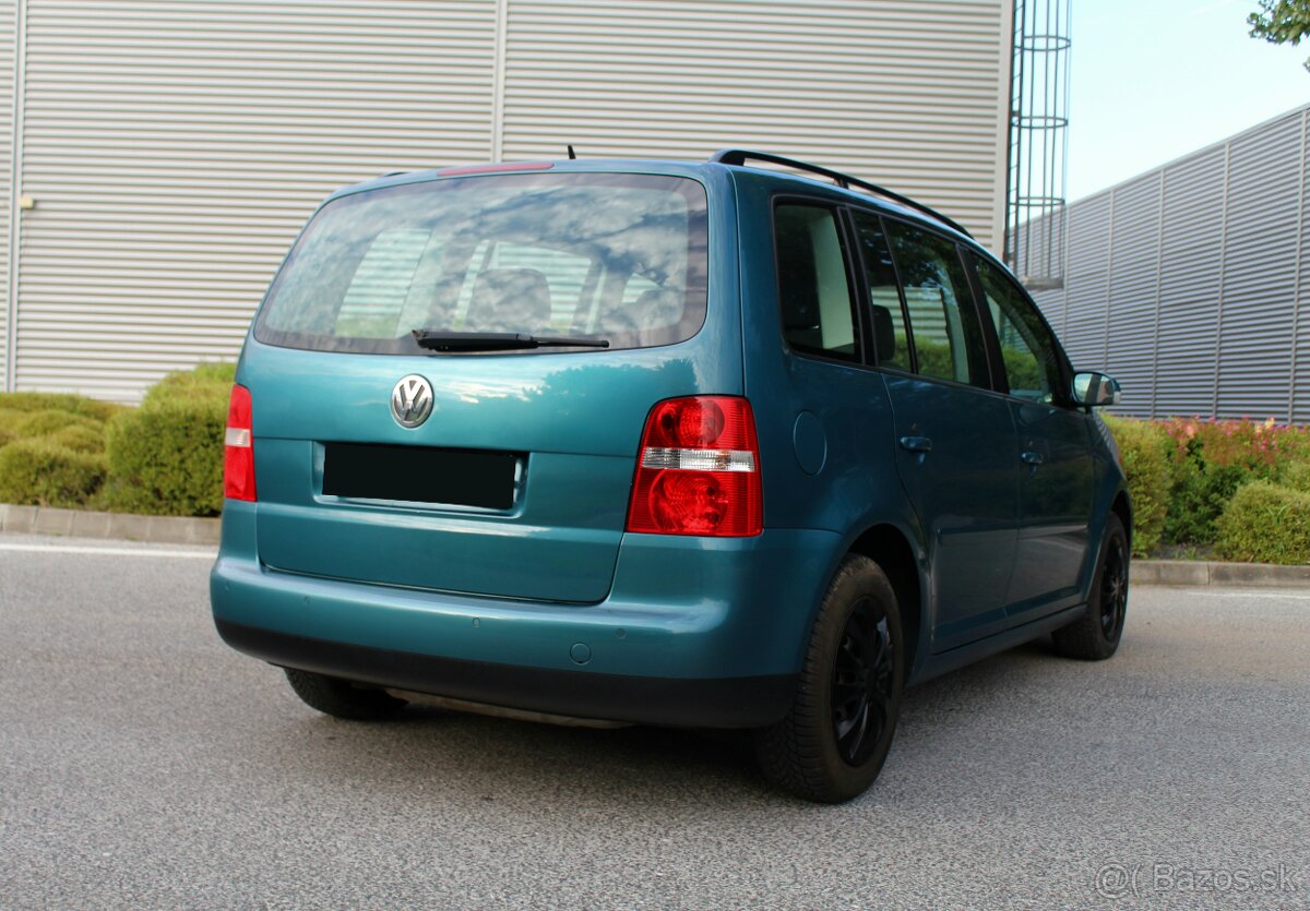 Volkswagen Touran 2.0 TDI DSG - 8