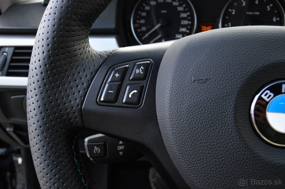 BMW E90 Rad 3 325i A/T - 8