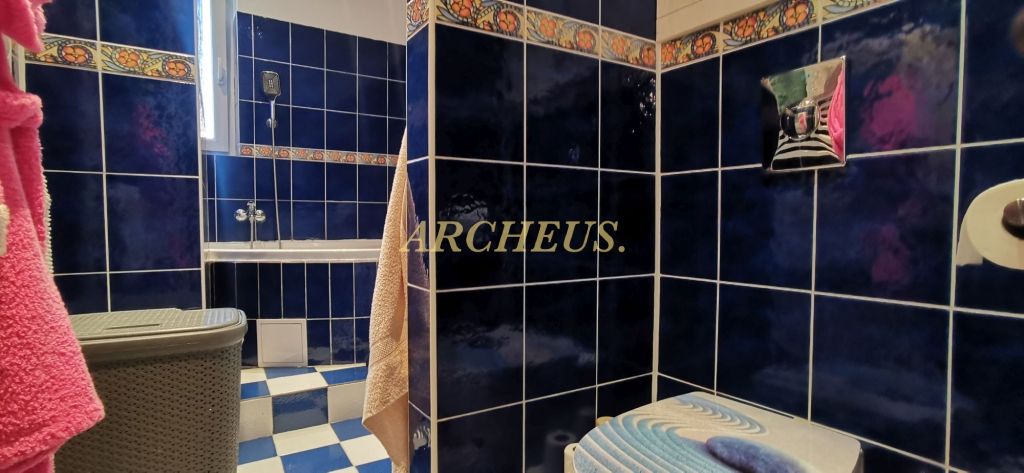 3-IZB.BYT ZEMPLÍNSKA TEPLICAGARÁŽKLÍMAVLASTNÉ KÚRENIE - 8