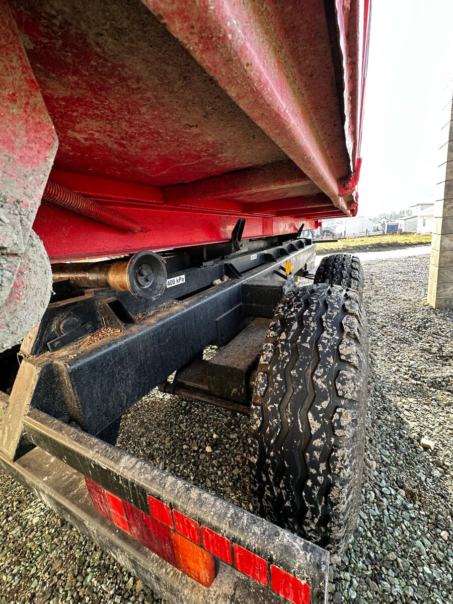 Traktorový nosič kontajnerov - 8