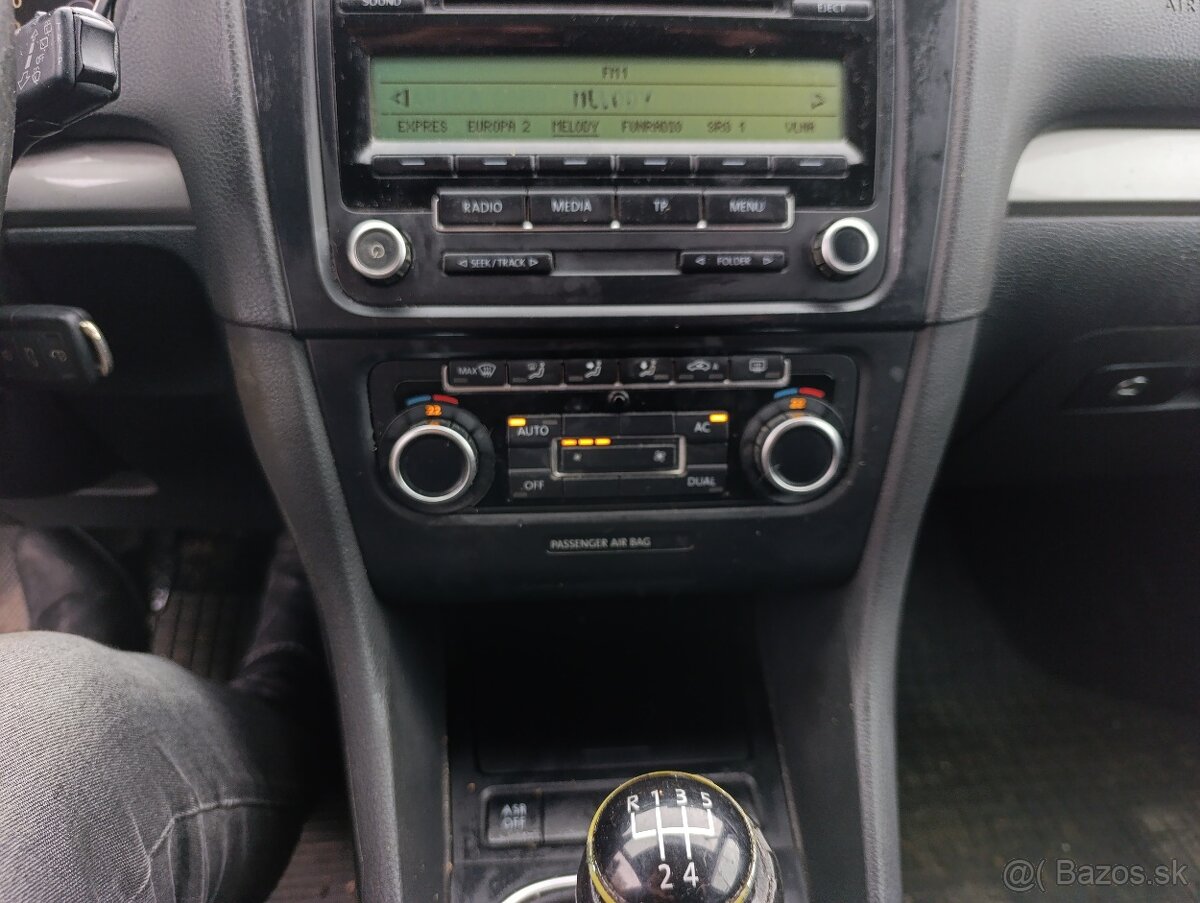 Volkswagen Golf VI 1.4i, LPG, 1 Majiteľ - 8