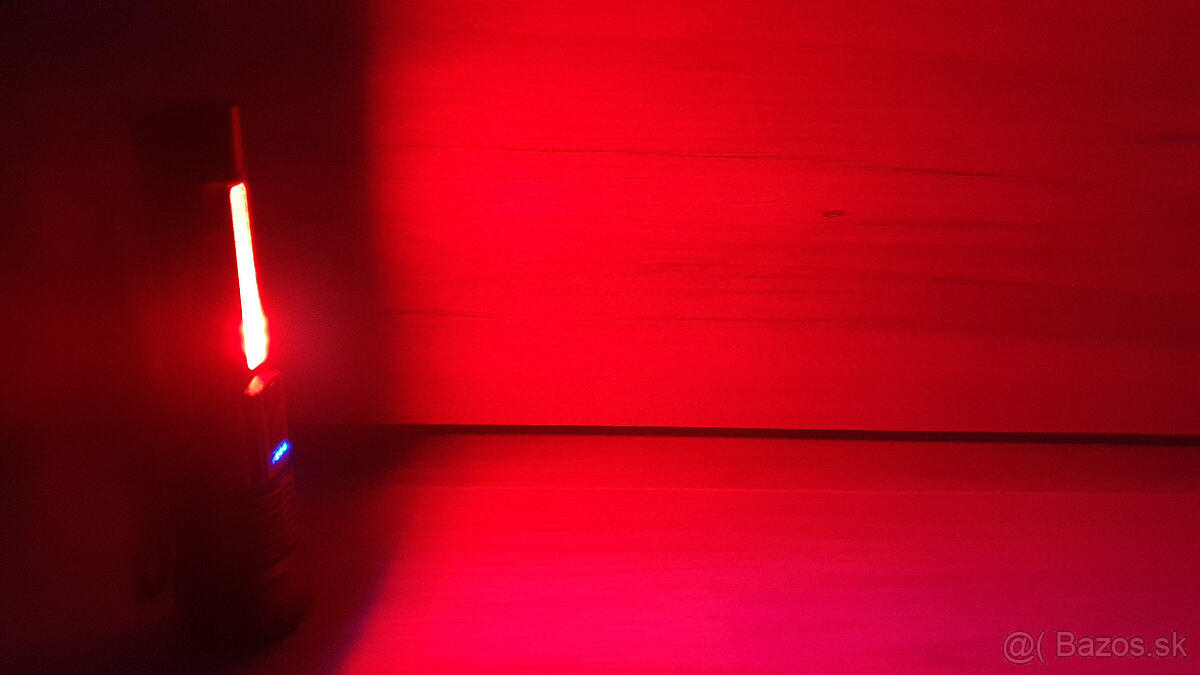 výkonná led baterka - 8