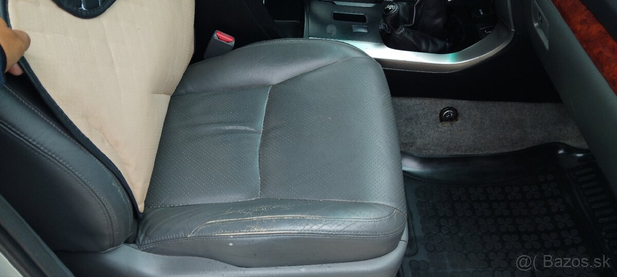 TOYOTA Land cruiser 120 D4D - 8