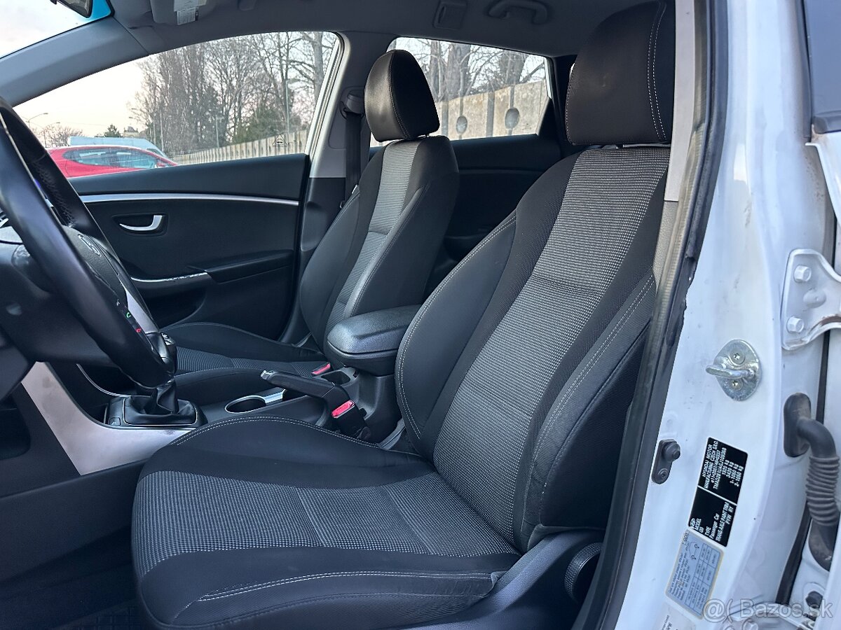 Predám Hyundai i30 1.6 Diesel - 8