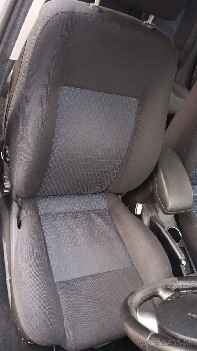 Rozpredám Ford Mondeo - 8