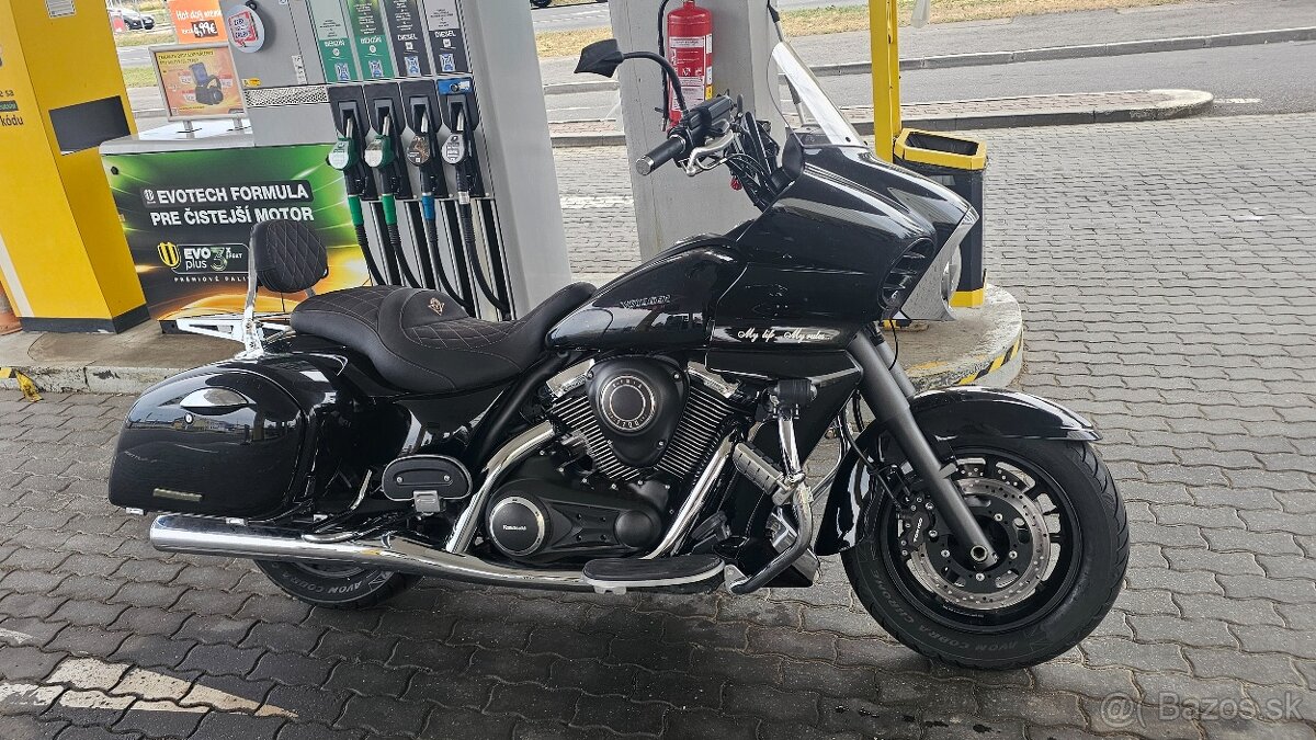 Kawasaki Voyager Custom - 8